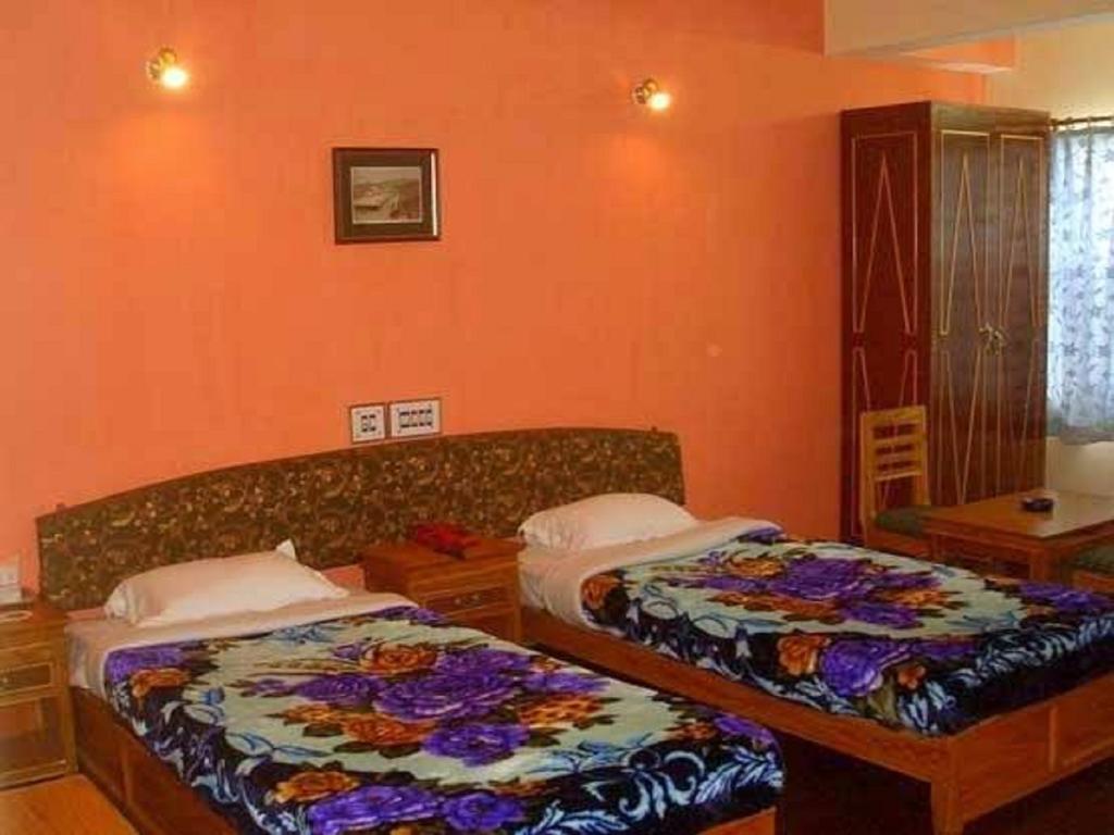 Hotel Kasturi Palace Darjeeling - Excellent Service Recommended מראה חיצוני תמונה