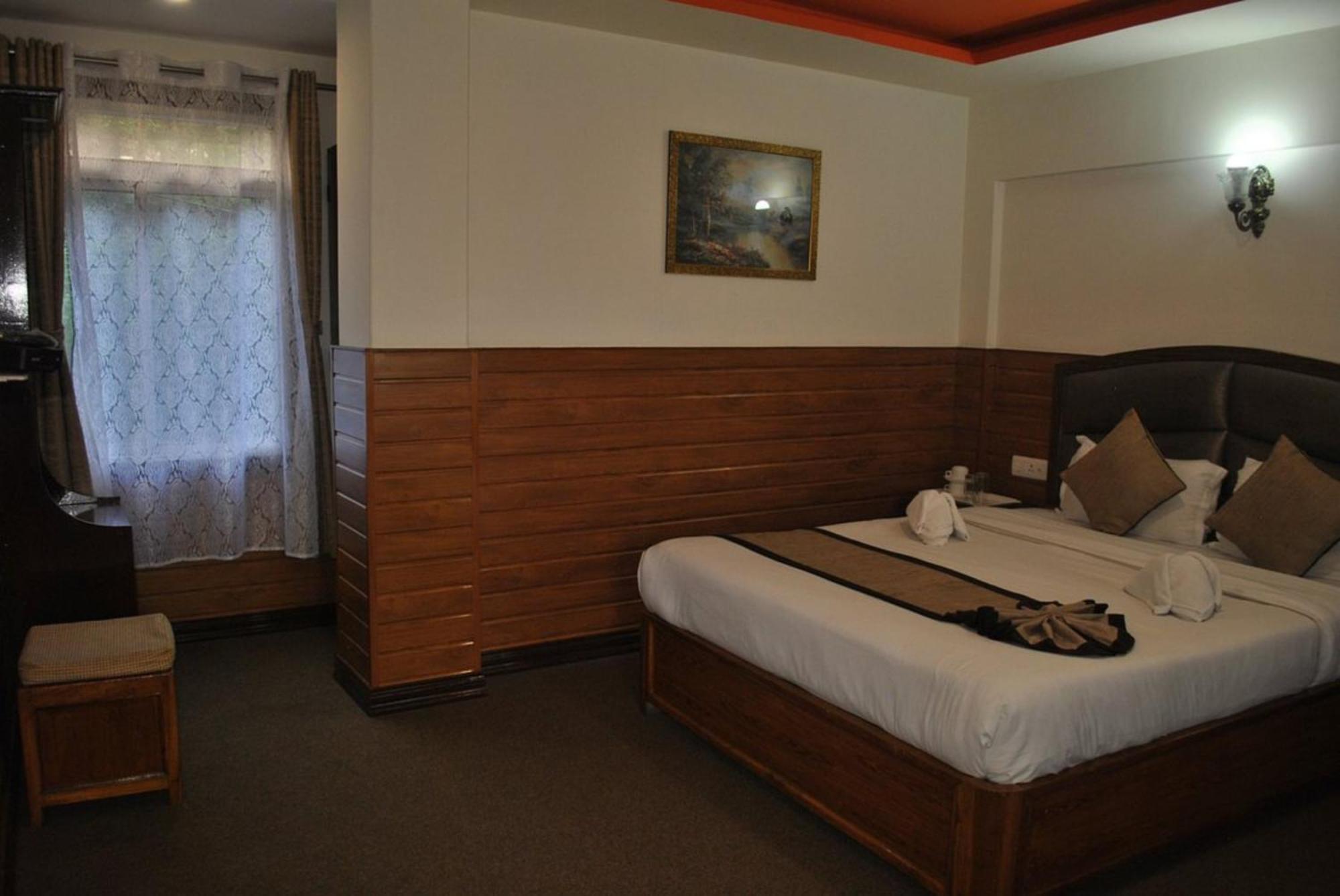 Hotel Kasturi Palace Darjeeling - Excellent Service Recommended מראה חיצוני תמונה