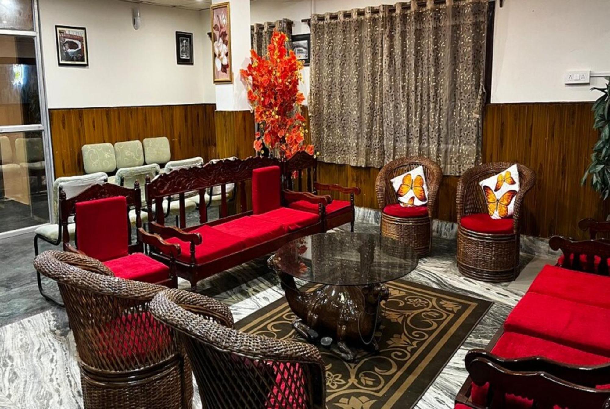 Hotel Kasturi Palace Darjeeling - Excellent Service Recommended מראה חיצוני תמונה